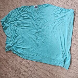 DG by Diane Gilman Oversized Angled Hem Shirt - Medium/Large